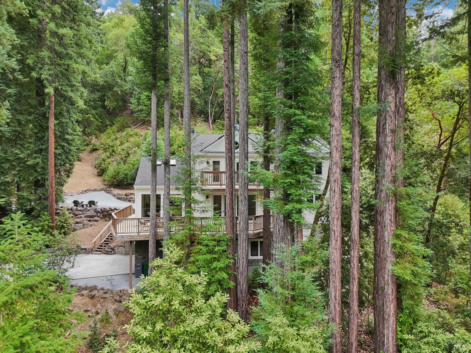 Detail Gallery Image 5 of 97 For 13815 Green Valley Rd, Forestville,  CA 95436 - 3 Beds | 3 Baths