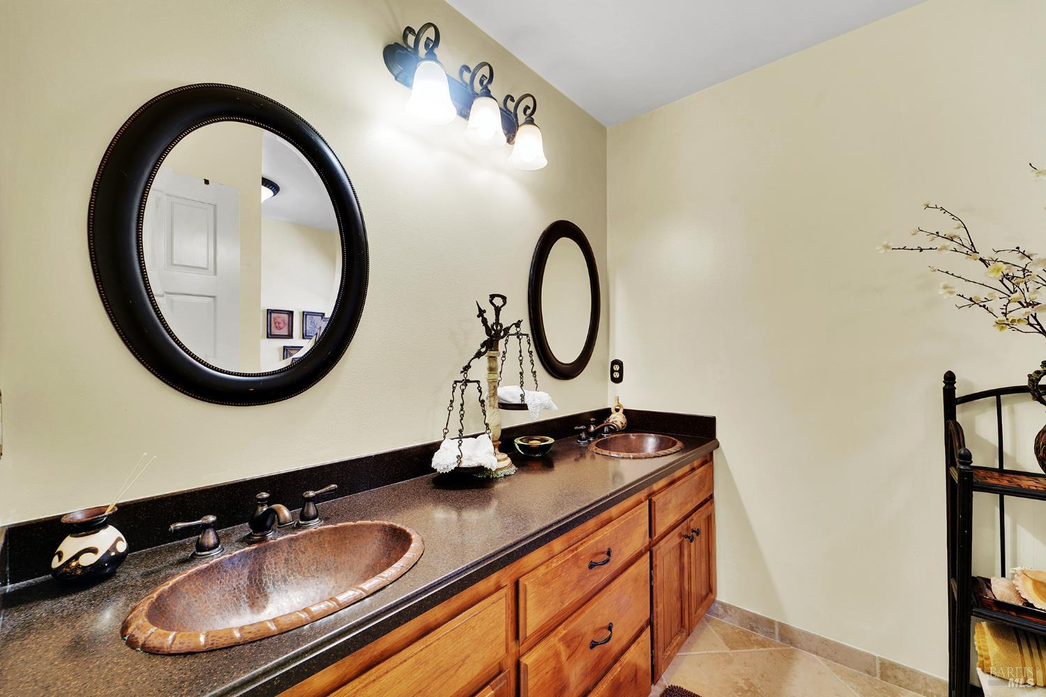Detail Gallery Image 13 of 52 For 780 Rancho La Boca Rd, Martinez,  CA 94553 - 4 Beds | 2/1 Baths