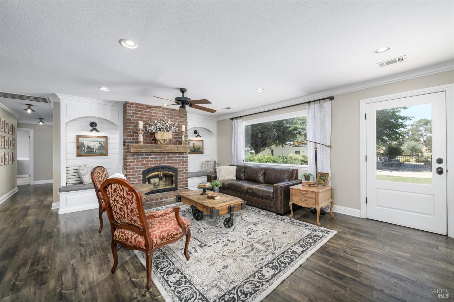 Detail Gallery Image 18 of 117 For 7598 Deer Valley Trl, Vacaville,  CA 95688 - 3 Beds | 2/1 Baths