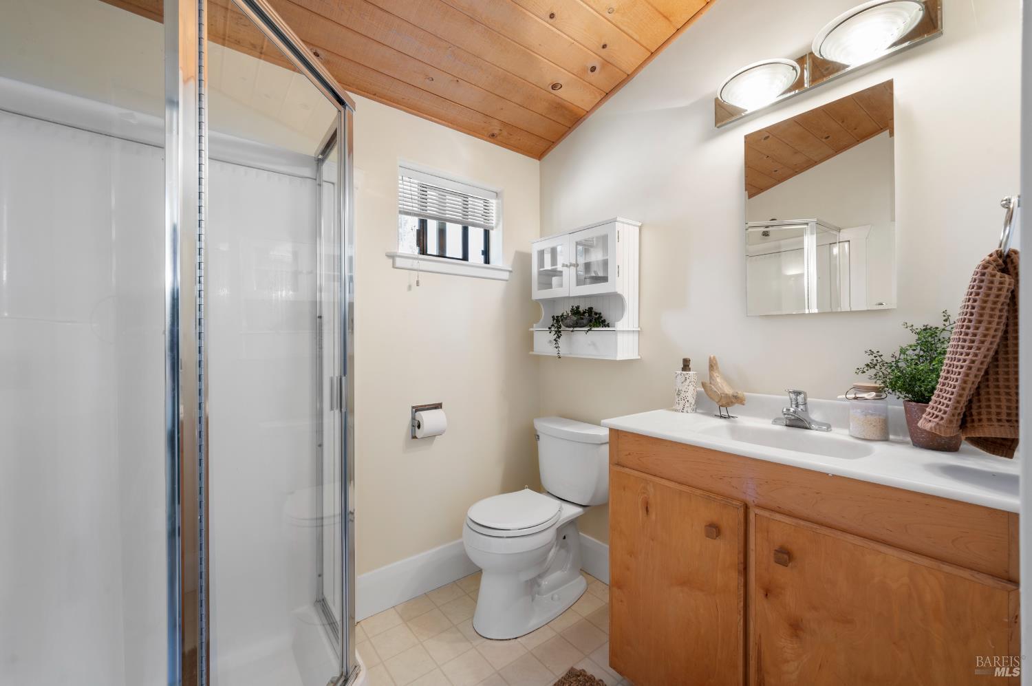 Detail Gallery Image 46 of 66 For 5740 Old Redwood Hwy, Penngrove,  CA 94951 - 3 Beds | 3 Baths