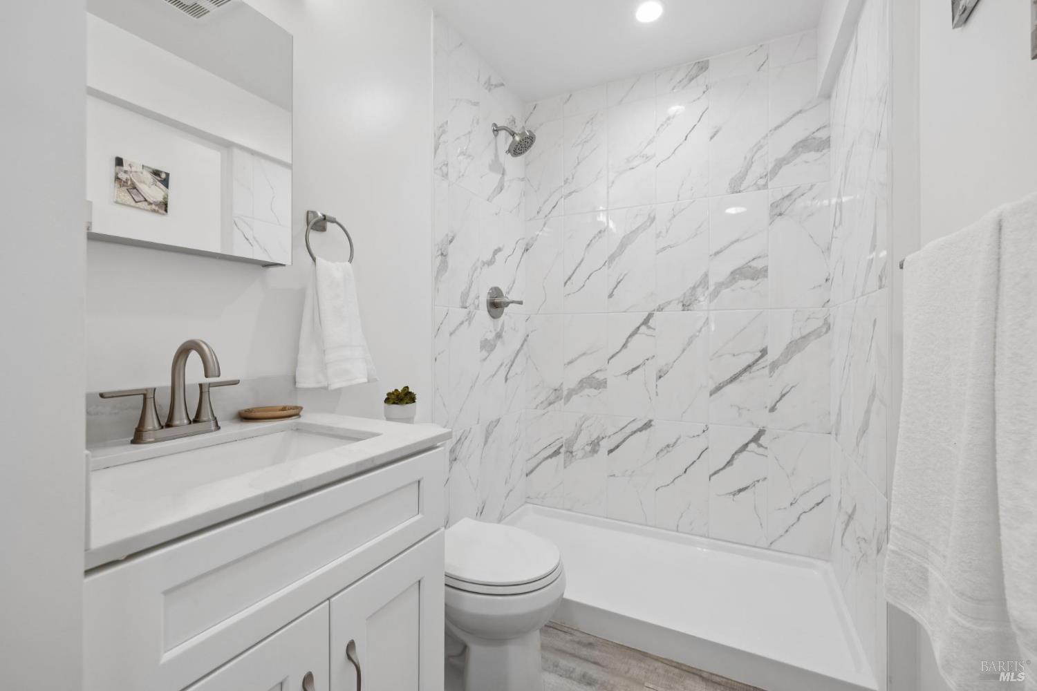 Detail Gallery Image 46 of 74 For 2437 Edwards Ave, El Cerrito,  CA 94530 - 6 Beds | 3/1 Baths