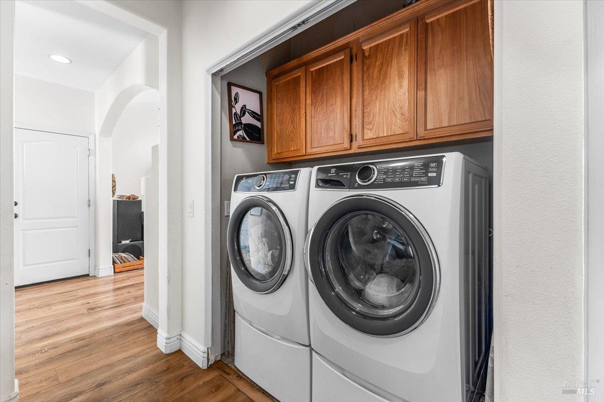 Detail Gallery Image 23 of 29 For 301 Hansbery Way, Santa Rosa,  CA 95409 - 3 Beds | 2 Baths