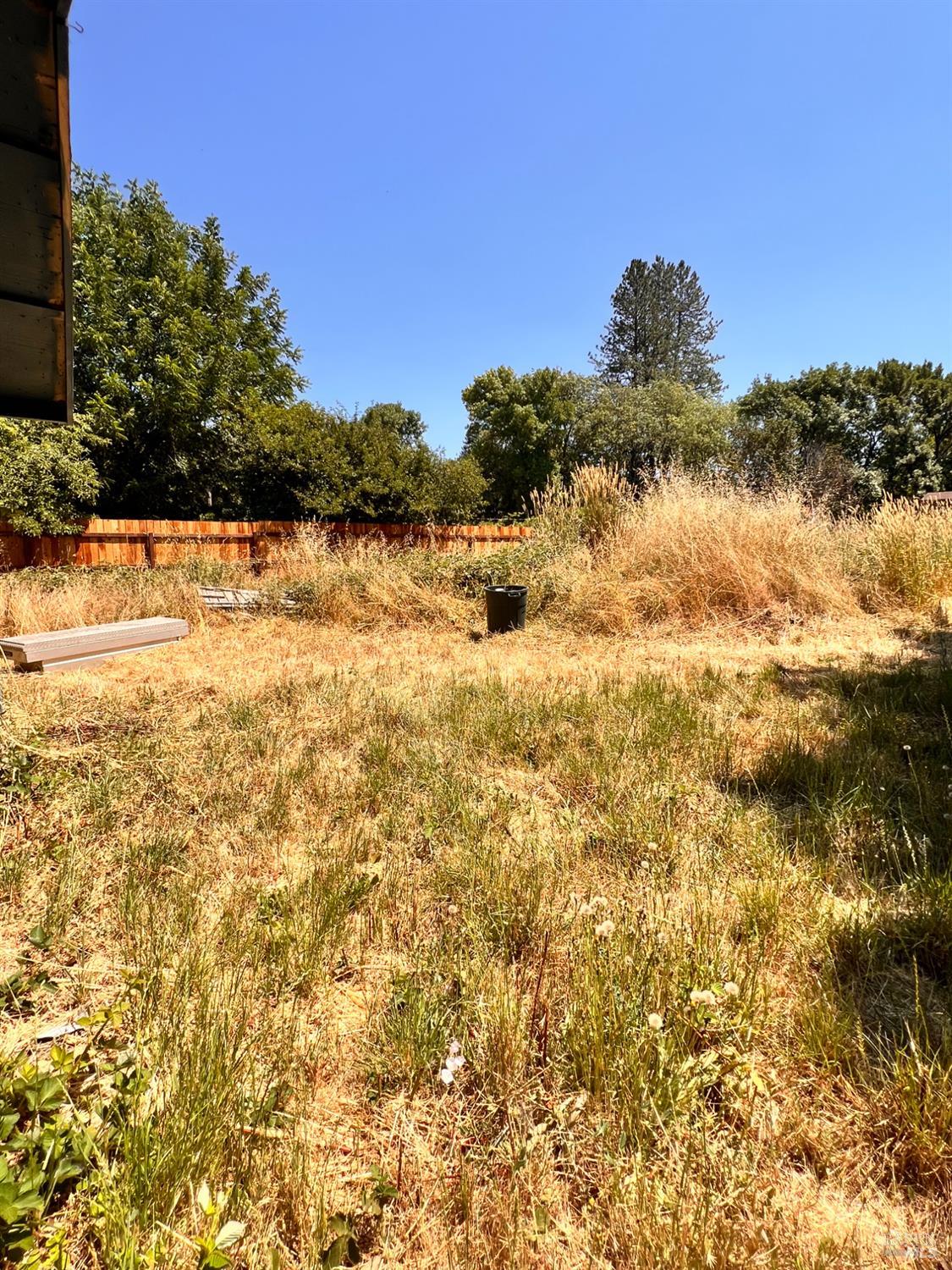 Detail Gallery Image 10 of 26 For 481 Della Ave, Willits,  CA 95490 - 2 Beds | 1 Baths