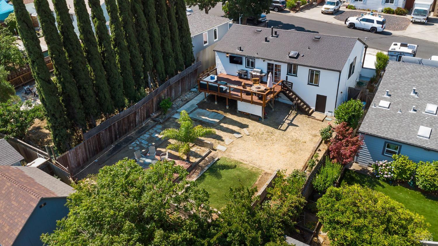 Detail Gallery Image 26 of 33 For 43 Linda Vista St, Benicia,  CA 94510 - 2 Beds | 1 Baths
