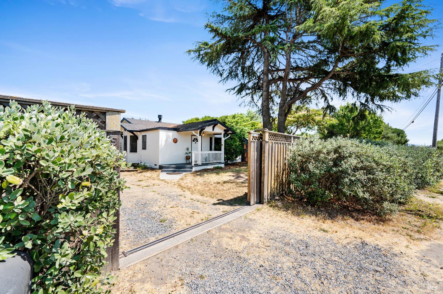 Detail Gallery Image 62 of 66 For 5740 Old Redwood Hwy, Penngrove,  CA 94951 - 3 Beds | 3 Baths