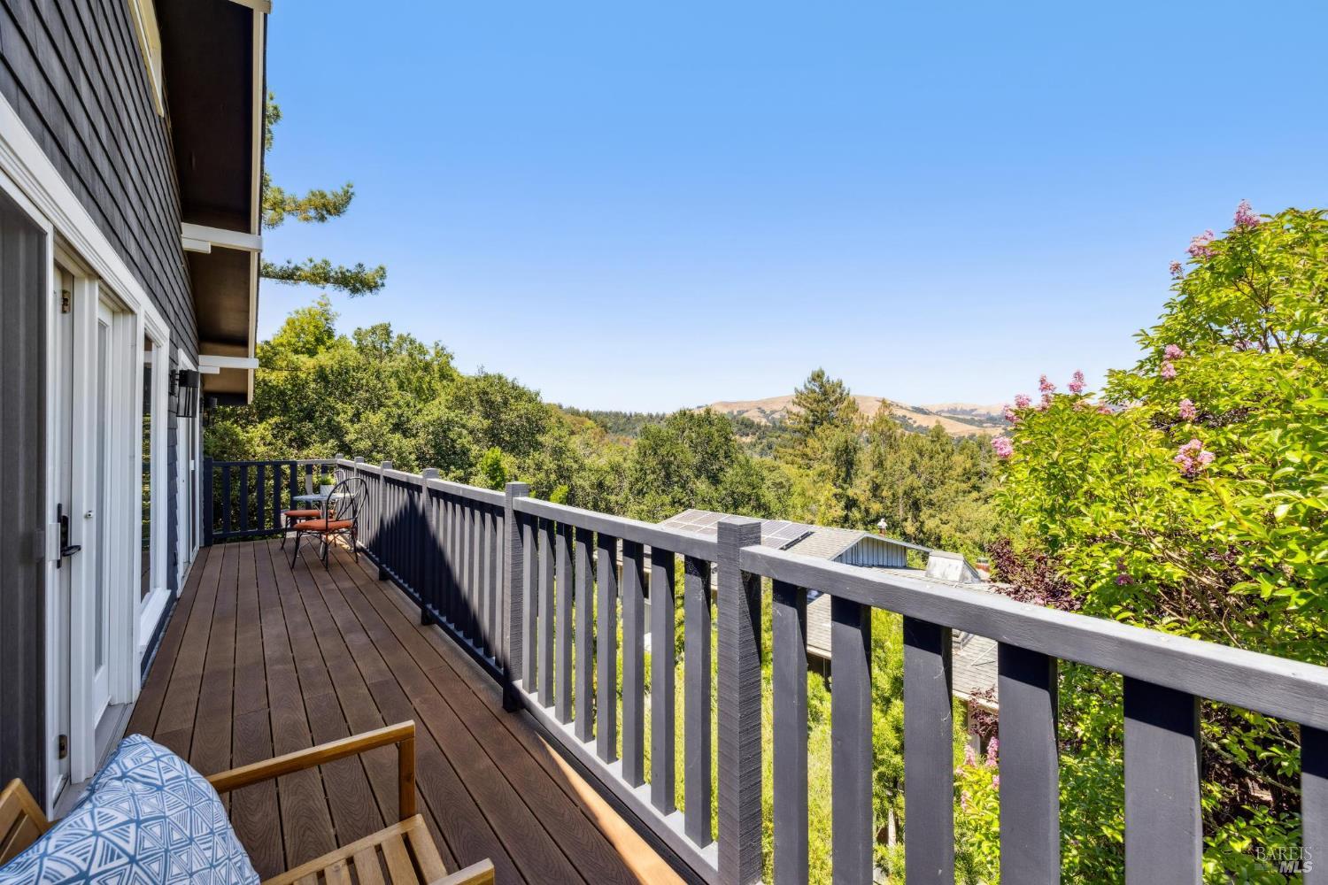 Detail Gallery Image 20 of 50 For 126 Ridge Rd, Fairfax,  CA 94930 - 3 Beds | 2 Baths