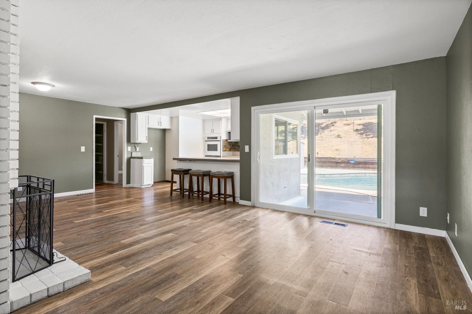 Detail Gallery Image 10 of 73 For 414 Brunswick Dr, Vallejo,  CA 94591 - 3 Beds | 2 Baths