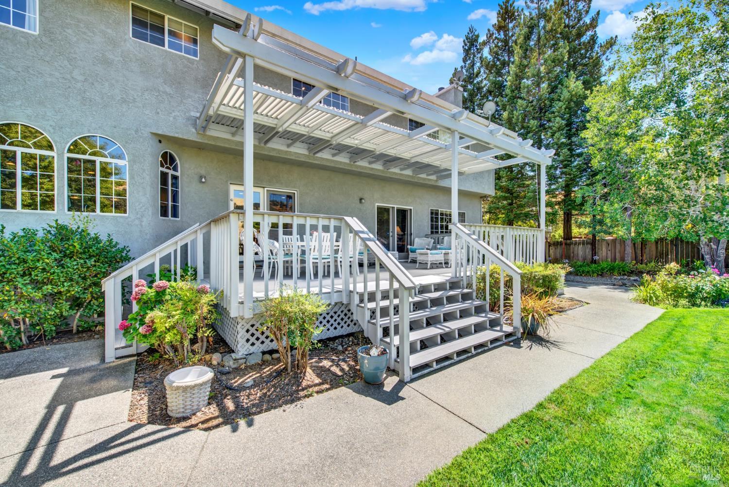 Detail Gallery Image 57 of 71 For 3560 Crownridge Ct, Fairfield,  CA 94534 - 5 Beds | 4 Baths