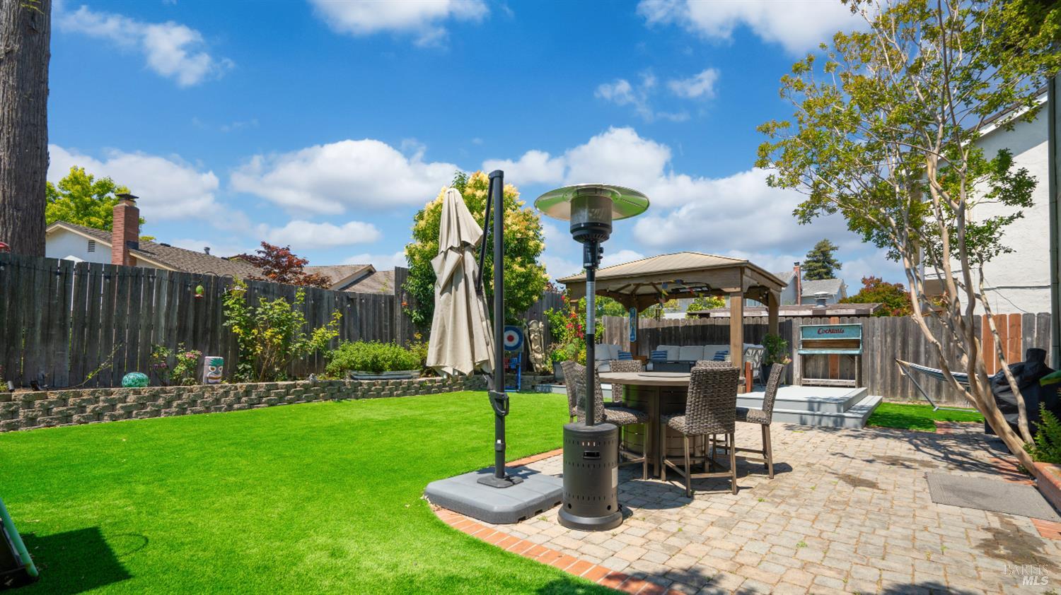 Detail Gallery Image 31 of 61 For 1711 Capistrano Dr, Petaluma,  CA 94954 - 6 Beds | 2/1 Baths