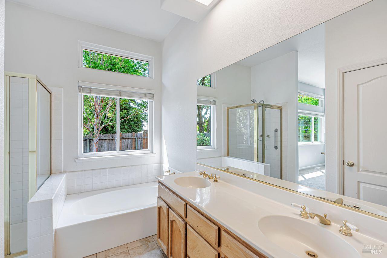 Detail Gallery Image 35 of 43 For 1705 Andover Way, Petaluma,  CA 94954 - 4 Beds | 2 Baths
