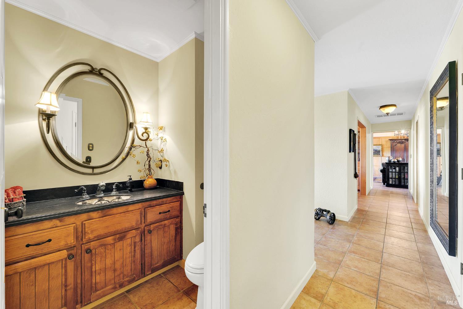 Detail Gallery Image 8 of 52 For 780 Rancho La Boca Rd, Martinez,  CA 94553 - 4 Beds | 2/1 Baths