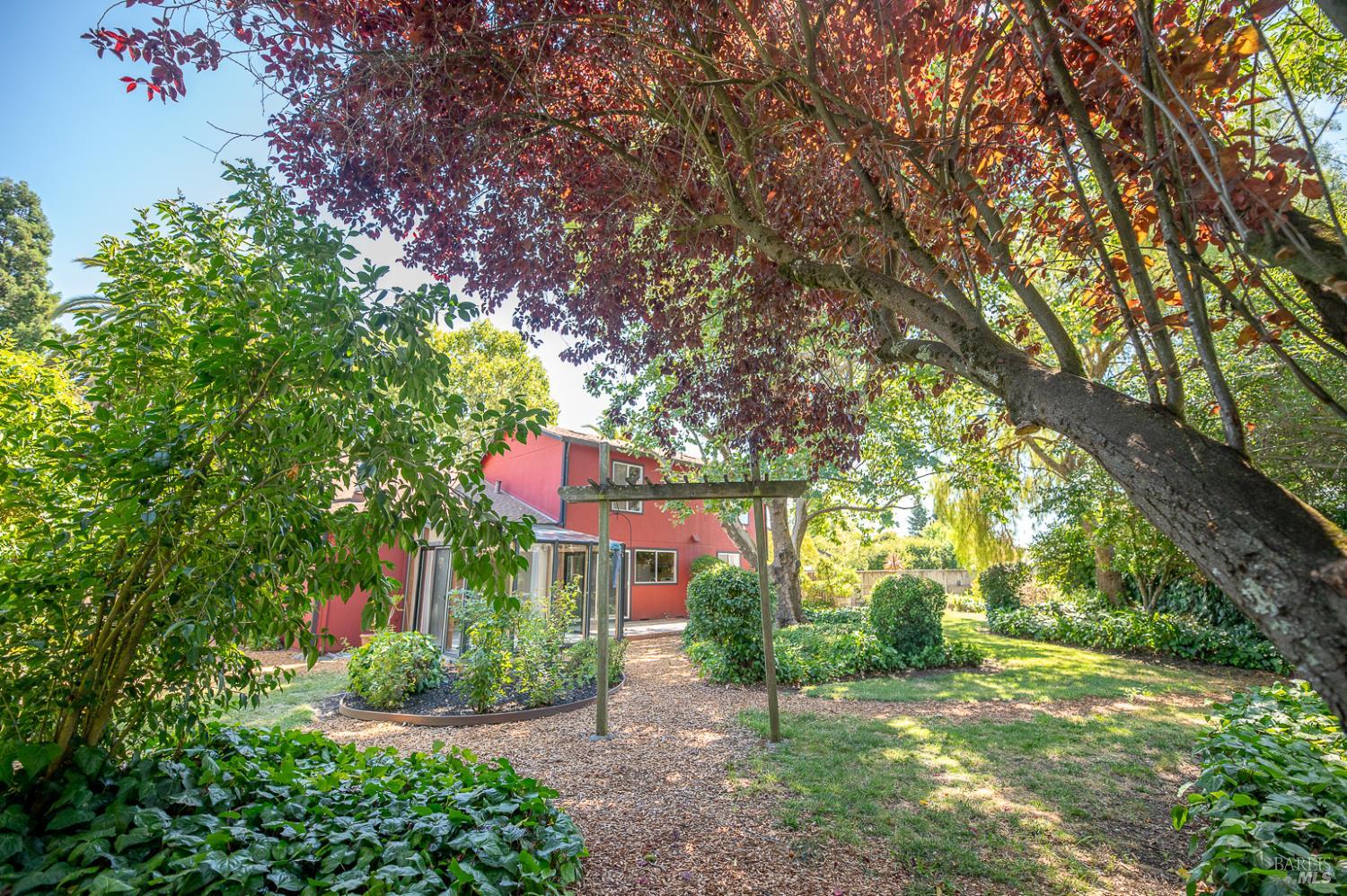 Detail Gallery Image 31 of 33 For 801 Livery Ct, Rohnert Park,  CA 94928 - 4 Beds | 2 Baths