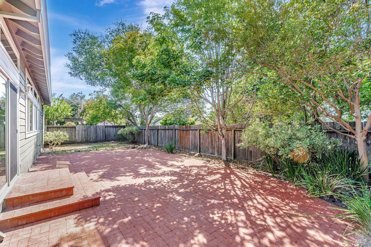 Detail Gallery Image 42 of 43 For 1705 Andover Way, Petaluma,  CA 94954 - 4 Beds | 2 Baths