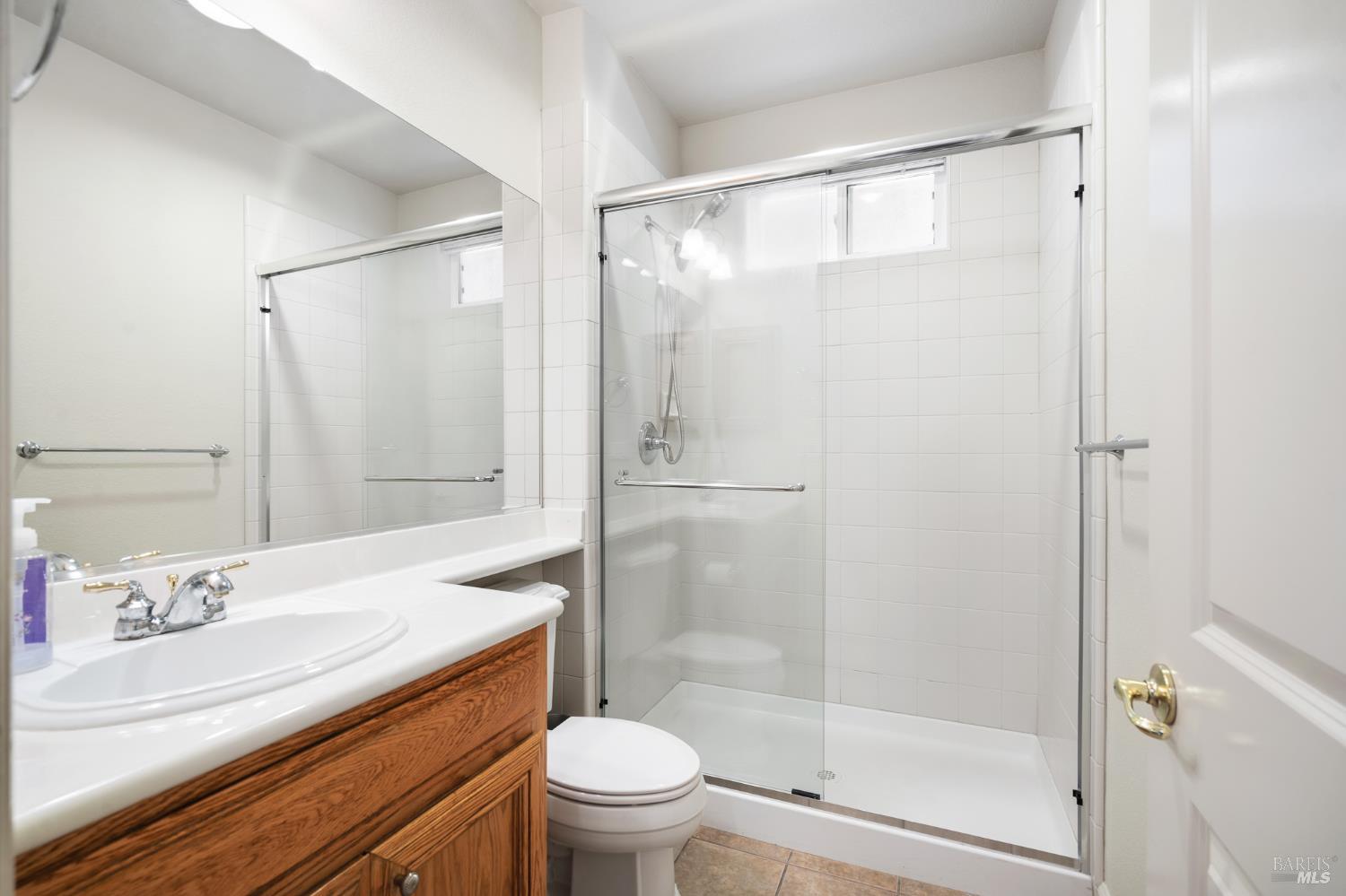 Detail Gallery Image 10 of 68 For 9272 Hallmark Pl, Vallejo,  CA 94591 - 4 Beds | 4 Baths