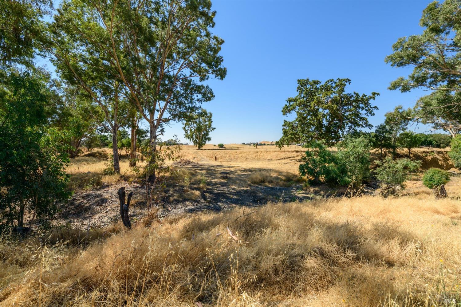 Detail Gallery Image 101 of 117 For 7598 Deer Valley Trl, Vacaville,  CA 95688 - 3 Beds | 2/1 Baths