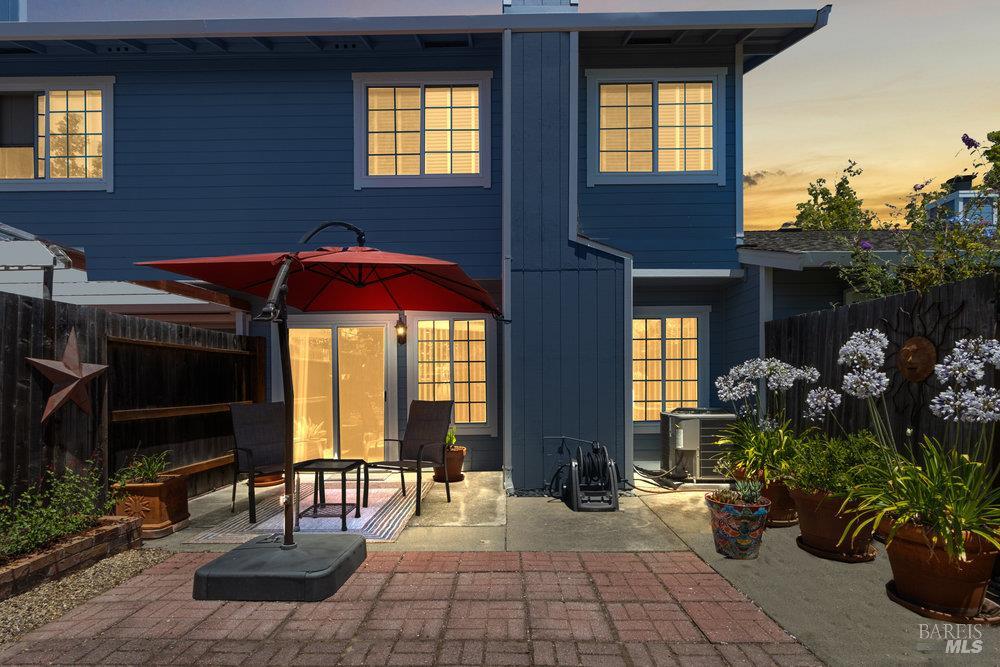 Detail Gallery Image 33 of 33 For 1774 Devonshire Dr, Benicia,  CA 94510 - 3 Beds | 2/1 Baths