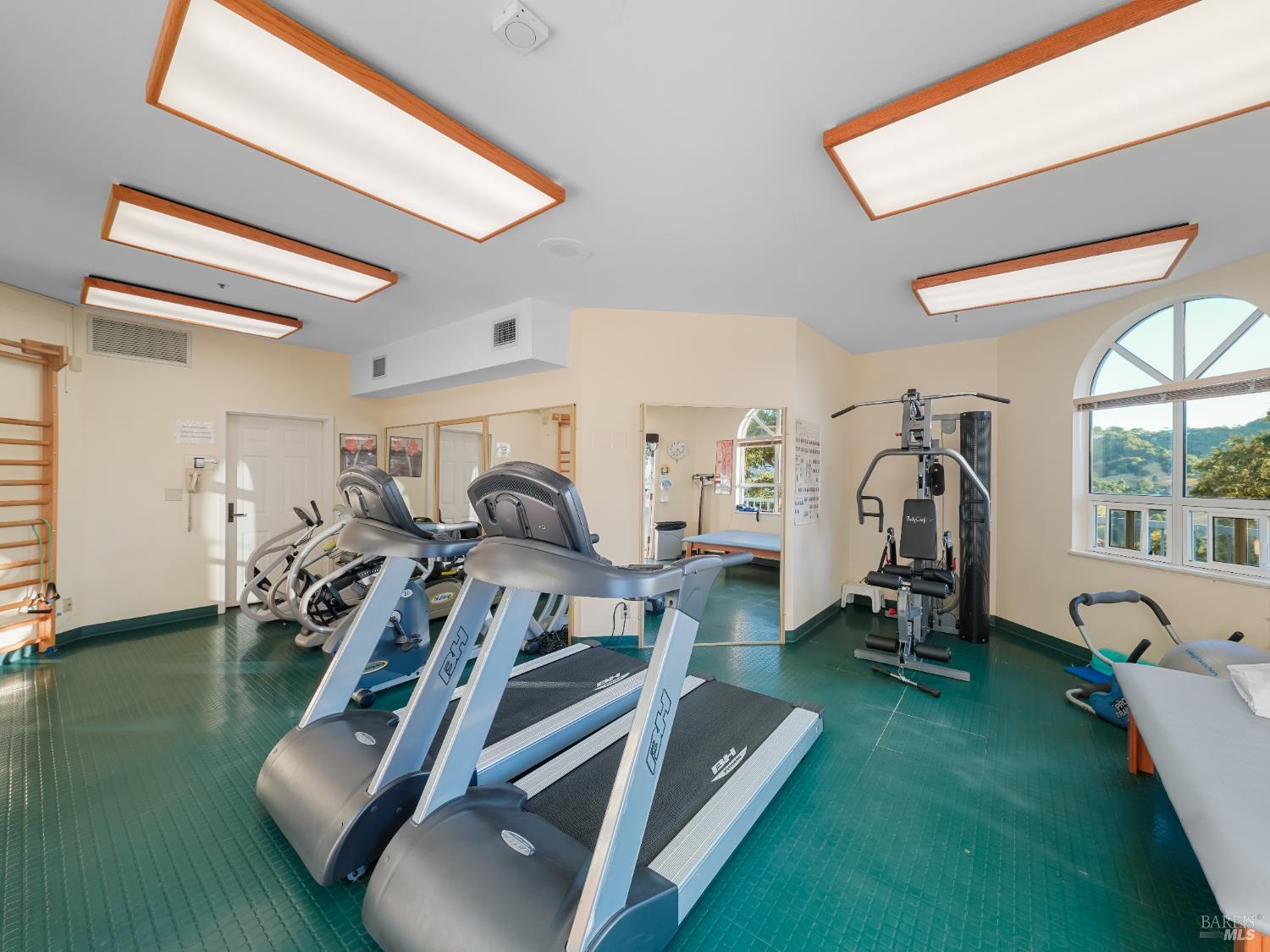 Detail Gallery Image 34 of 37 For 100 Thorndale Dr #326,  San Rafael,  CA 94903 - 2 Beds | 2 Baths