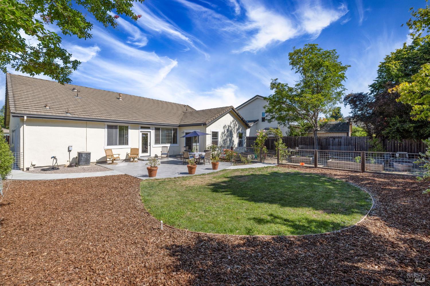 Detail Gallery Image 36 of 47 For 1628 Andover Way, Petaluma,  CA 94954 - 4 Beds | 2 Baths