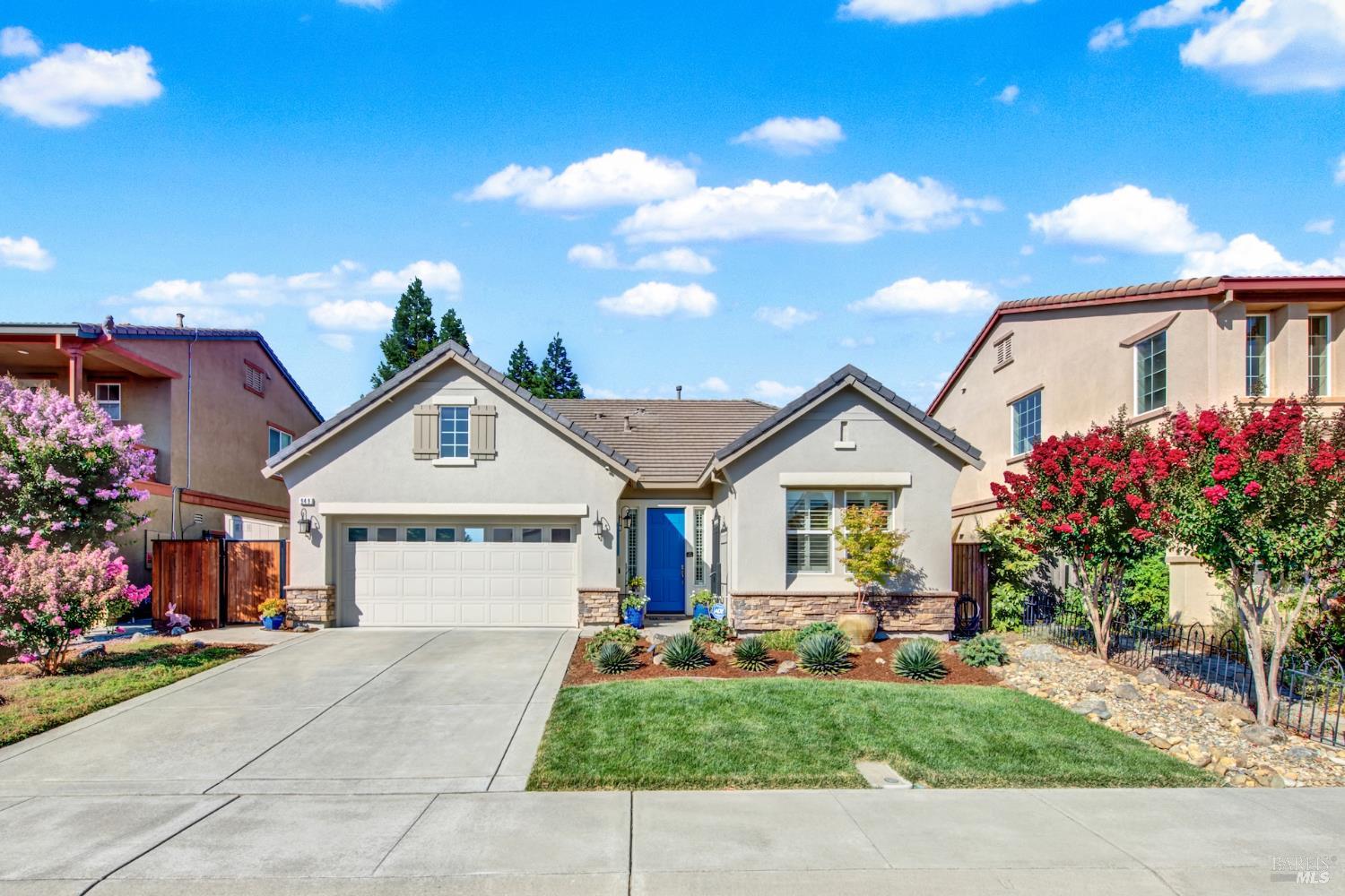 Detail Gallery Image 6 of 77 For 949 Lancaster St, Vacaville,  CA 95687 - 4 Beds | 2 Baths