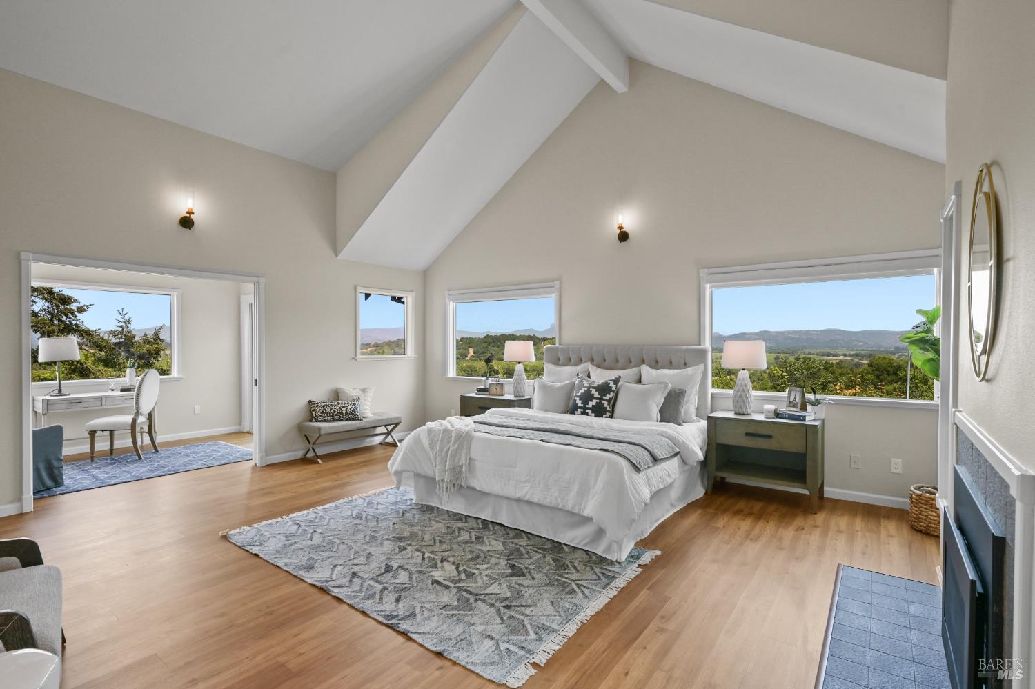 Detail Gallery Image 16 of 48 For 2547 Lewis Dr, Sebastopol,  CA 95472 - 3 Beds | 3 Baths