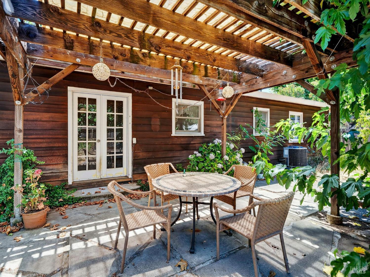 Detail Gallery Image 12 of 30 For 206 Champlain Ave, Cloverdale,  CA 95425 - 3 Beds | 1 Baths