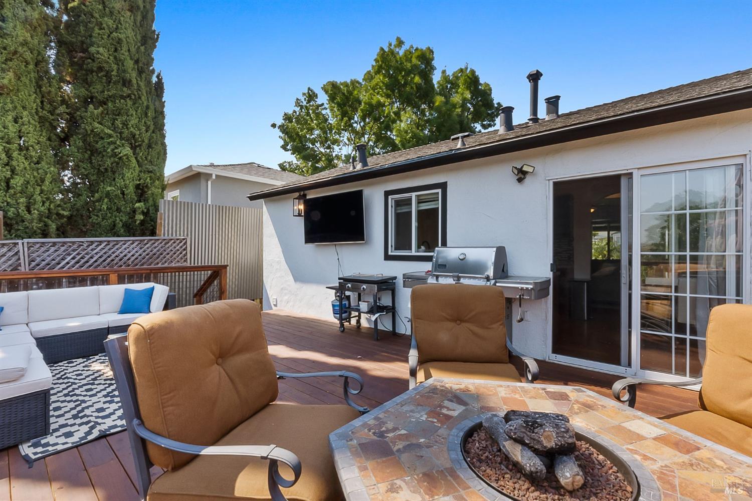 Detail Gallery Image 21 of 33 For 43 Linda Vista St, Benicia,  CA 94510 - 2 Beds | 1 Baths