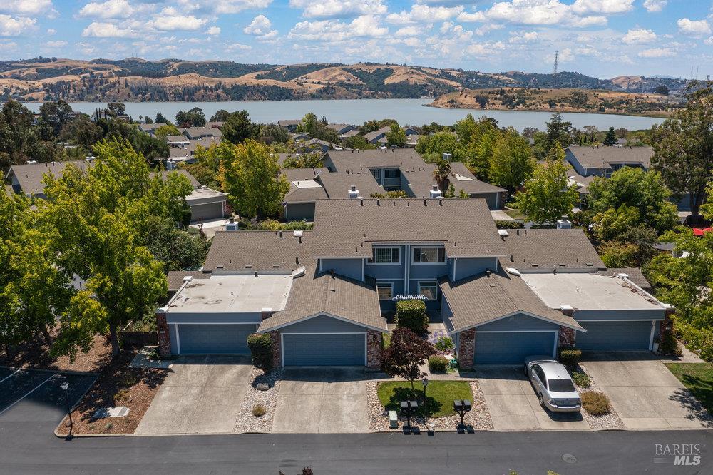 Detail Gallery Image 30 of 33 For 1774 Devonshire Dr, Benicia,  CA 94510 - 3 Beds | 2/1 Baths