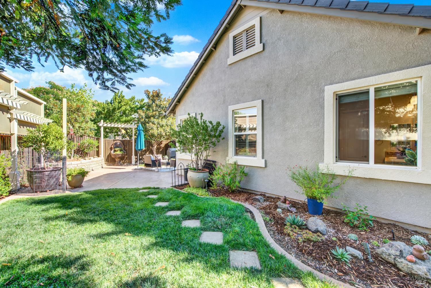 Detail Gallery Image 69 of 77 For 949 Lancaster St, Vacaville,  CA 95687 - 4 Beds | 2 Baths