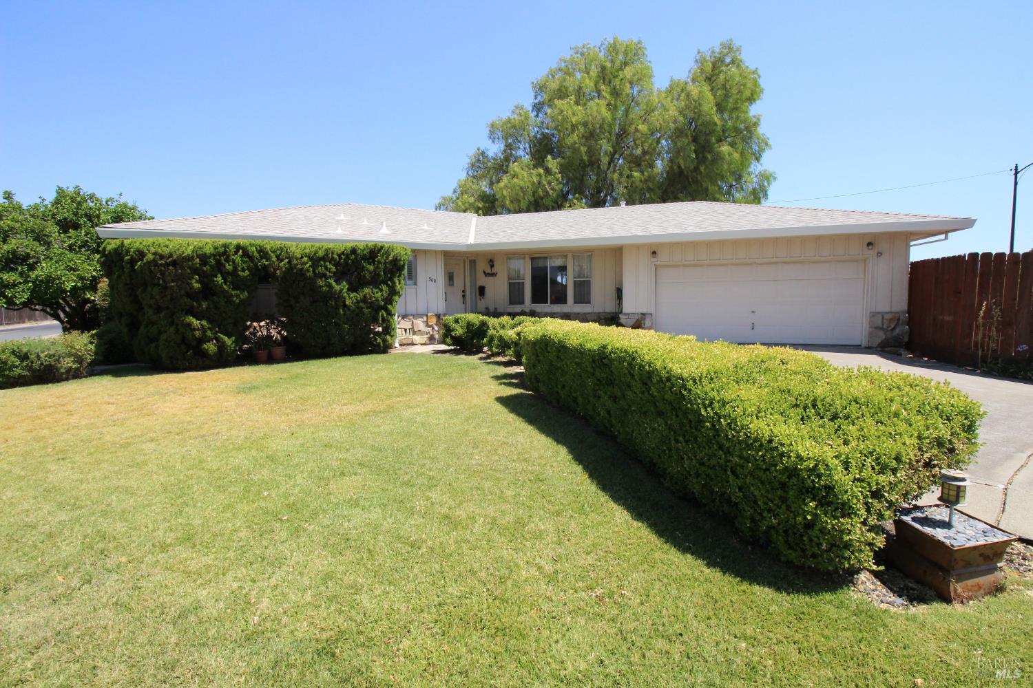 Detail Gallery Image 1 of 48 For 500 Logan St, Rio Vista,  CA 94571 - 3 Beds | 2/1 Baths