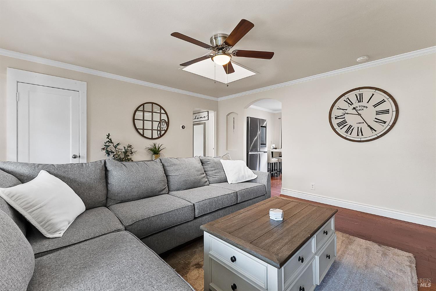 Detail Gallery Image 8 of 33 For 43 Linda Vista St, Benicia,  CA 94510 - 2 Beds | 1 Baths