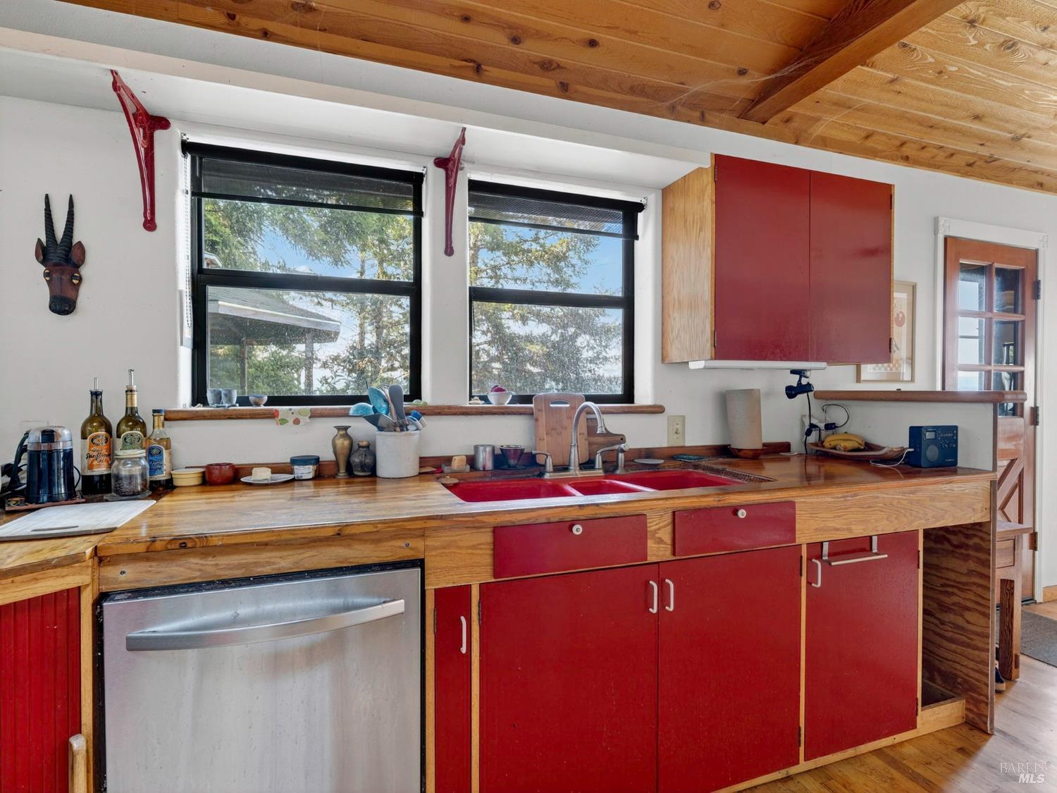 Detail Gallery Image 10 of 48 For 18051 Bald Hills Rd, Navarro,  CA 95463 - 2 Beds | 2 Baths