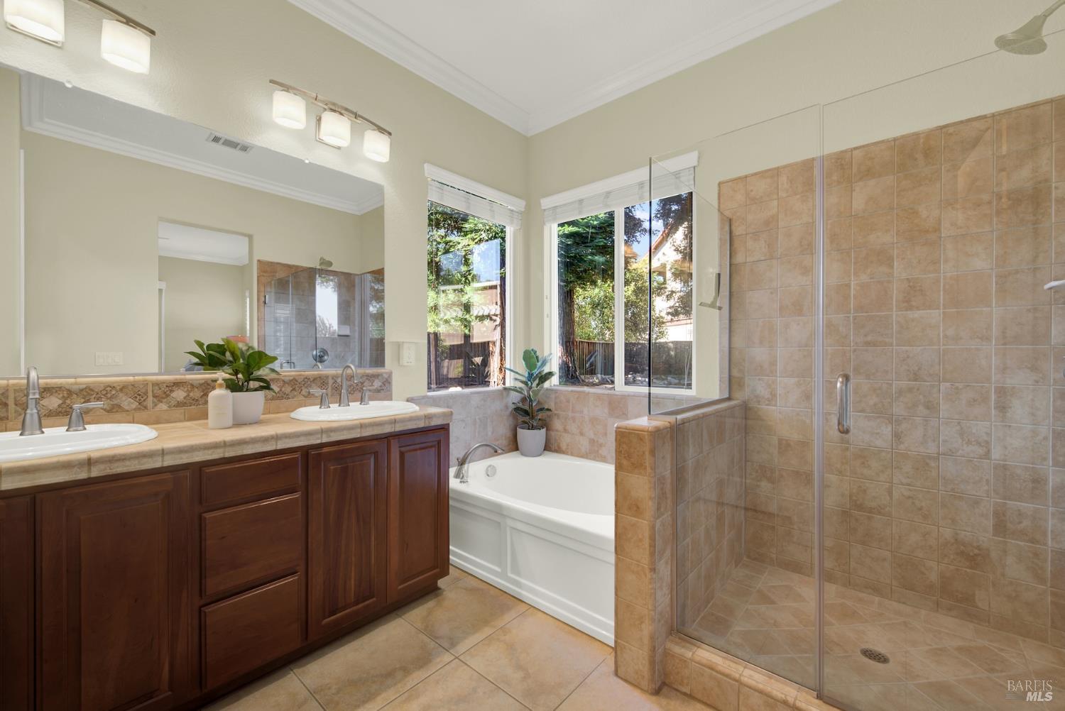 Detail Gallery Image 54 of 77 For 949 Lancaster St, Vacaville,  CA 95687 - 4 Beds | 2 Baths