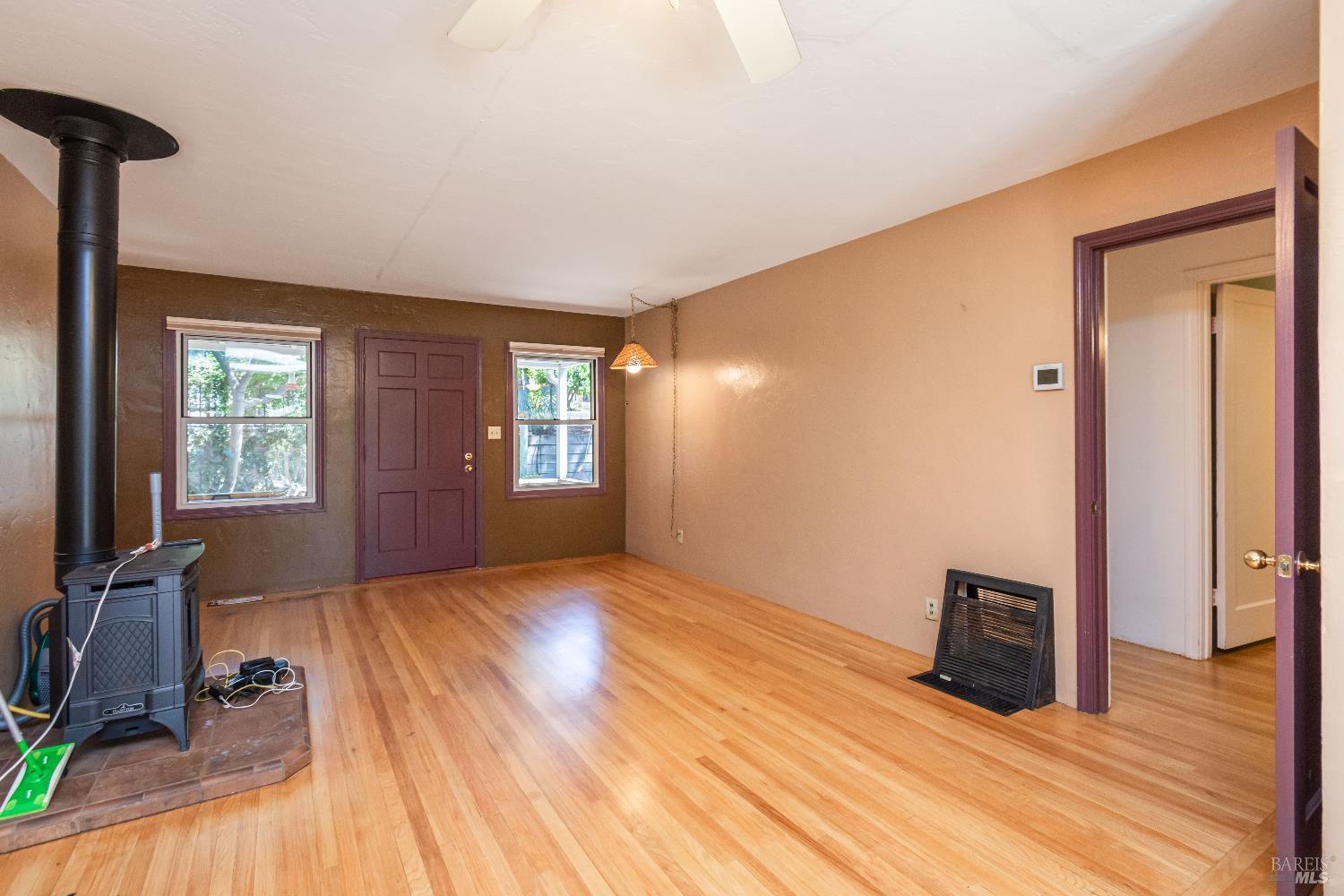 Detail Gallery Image 17 of 53 For 431 E Berna Ave, Napa,  CA 94559 - 3 Beds | 2 Baths