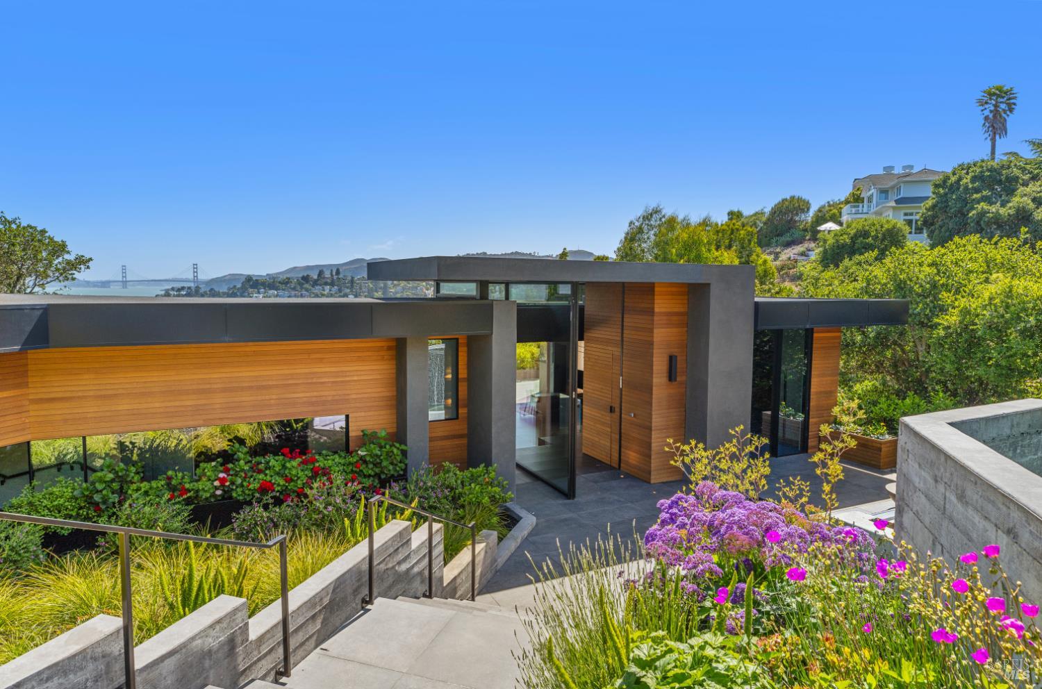 Detail Gallery Image 1 of 1 For 275 Diviso St, Tiburon,  CA 94920 - 5 Beds | 5 Baths