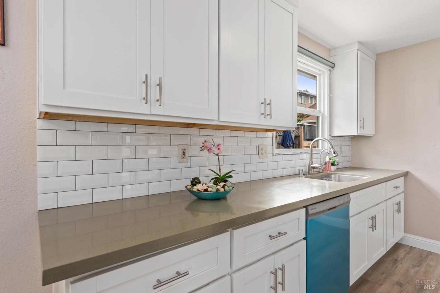 Detail Gallery Image 12 of 39 For 1438 Merced St, Richmond,  CA 94804 - 3 Beds | 2 Baths