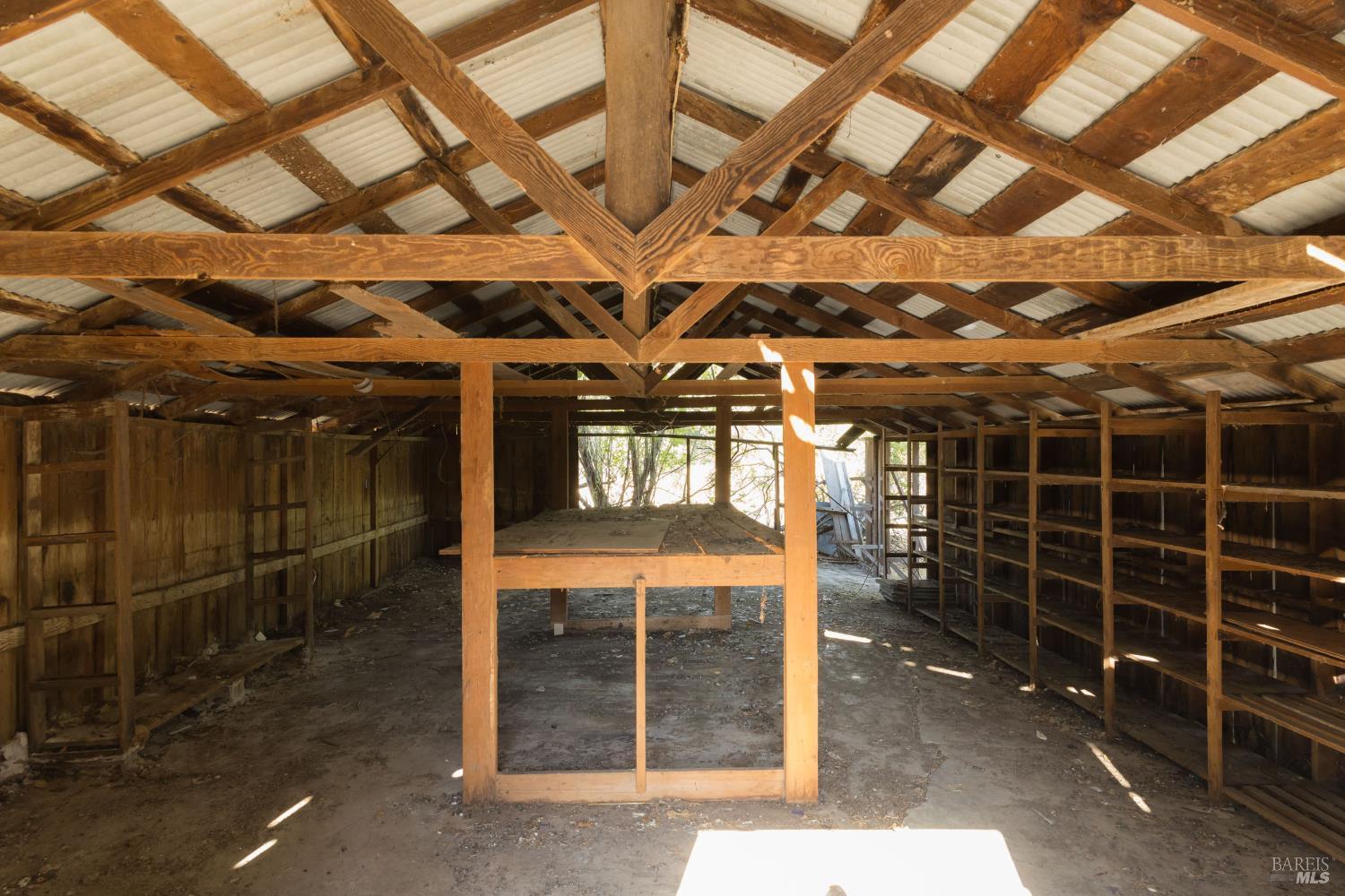 Detail Gallery Image 10 of 27 For 2220 Oakwild Ln, Santa Rosa,  CA 95401 - 4 Beds | 2 Baths