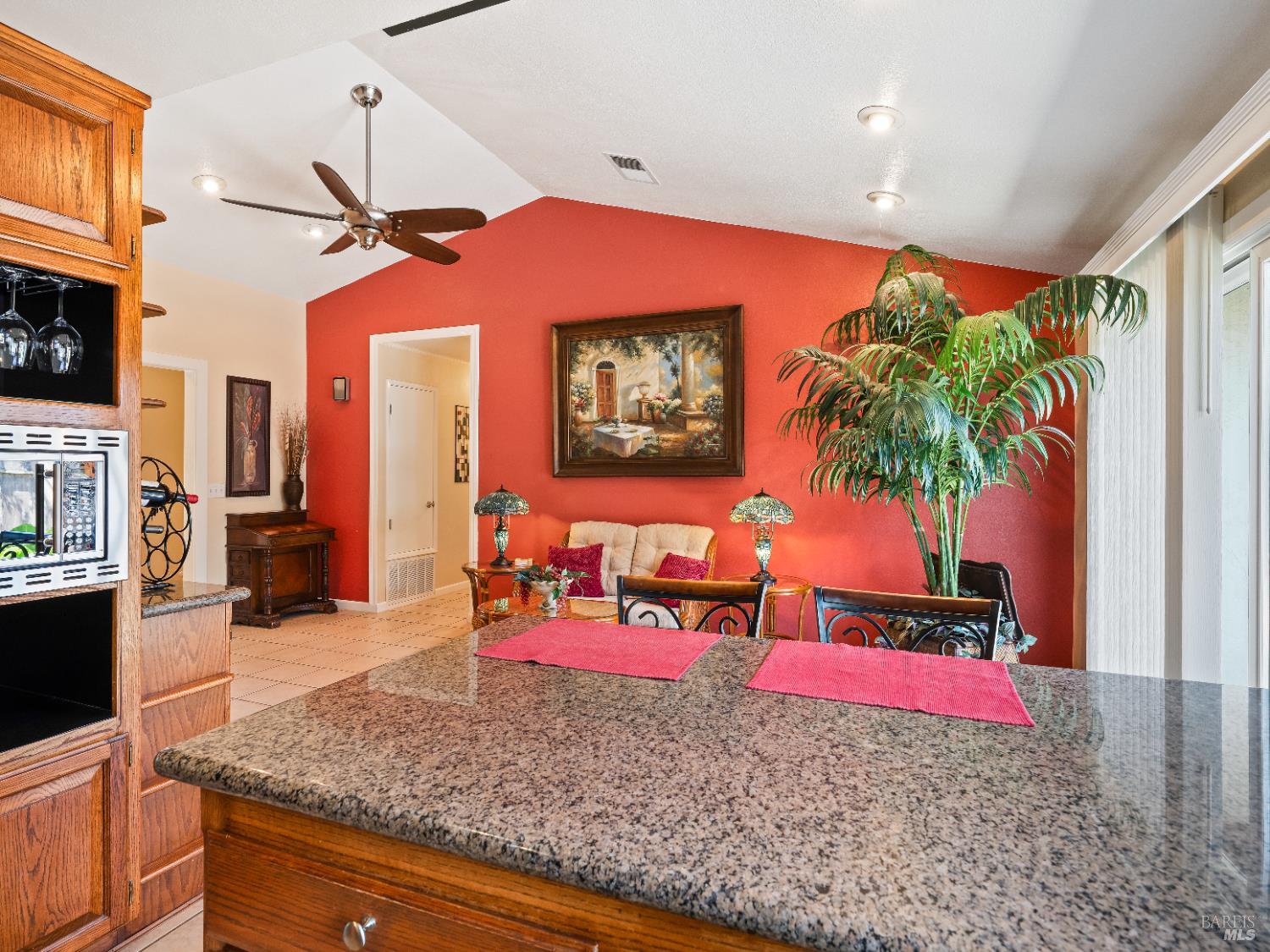 Detail Gallery Image 12 of 47 For 1512 Mayflower Pl, Santa Rosa,  CA 95403 - 3 Beds | 2 Baths
