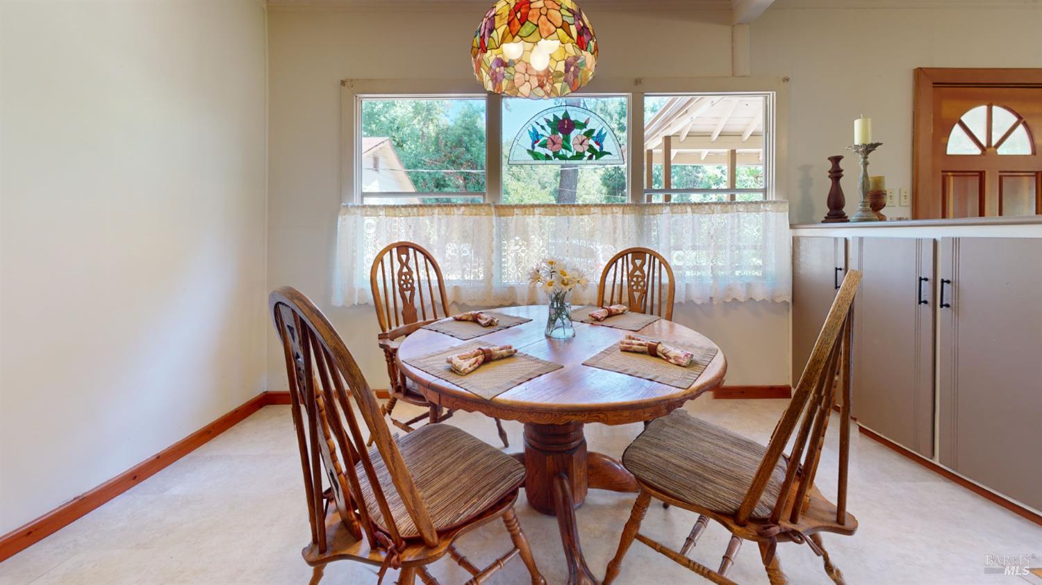 Detail Gallery Image 9 of 16 For 65235 Hwy 271 Hwy, Leggett,  CA 95585 - 4 Beds | 2 Baths