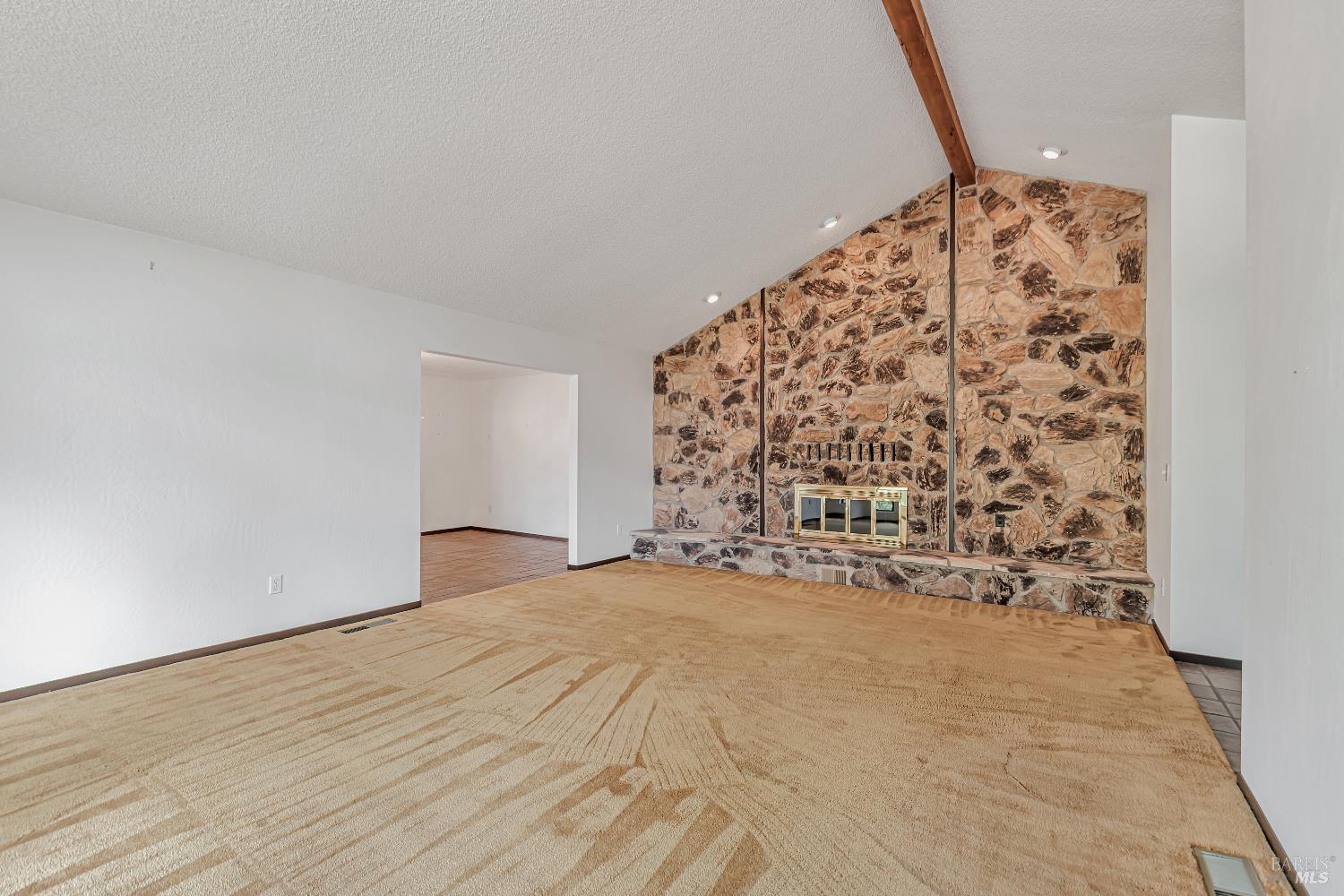 Detail Gallery Image 14 of 63 For 3415 Harrison Grade Rd, Sebastopol,  CA 95472 - 3 Beds | 3 Baths