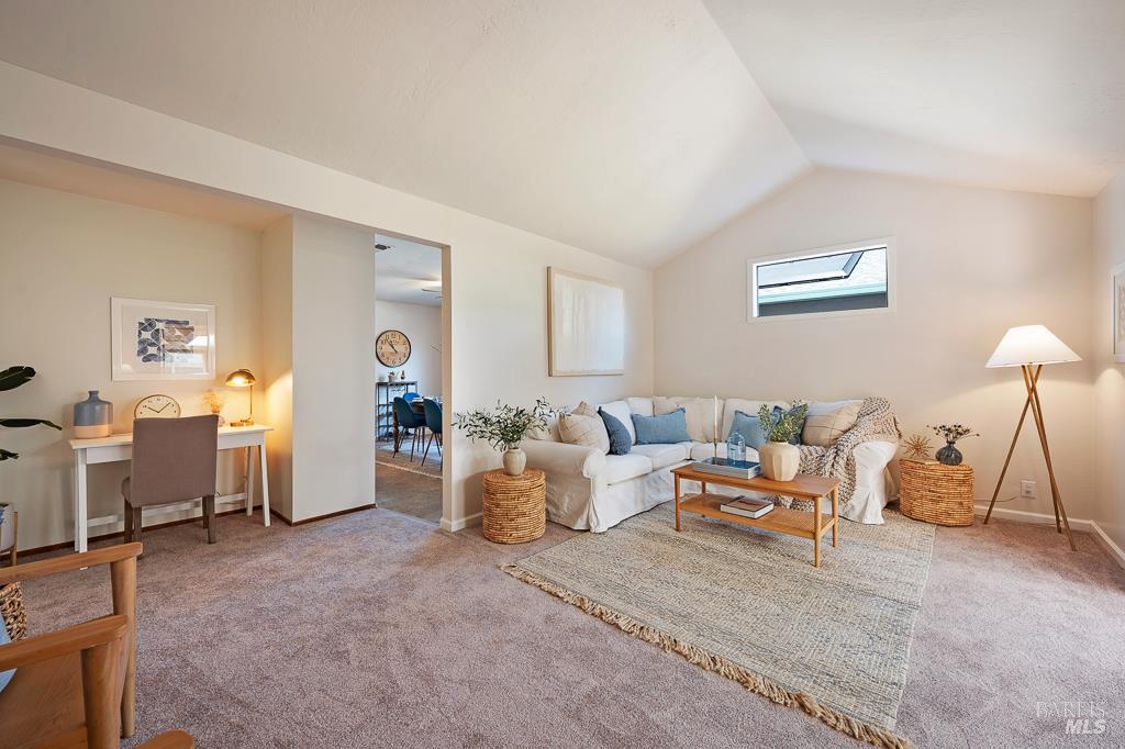 Detail Gallery Image 7 of 37 For 5012 Parkhurst Dr, Santa Rosa,  CA 95409 - 4 Beds | 2 Baths