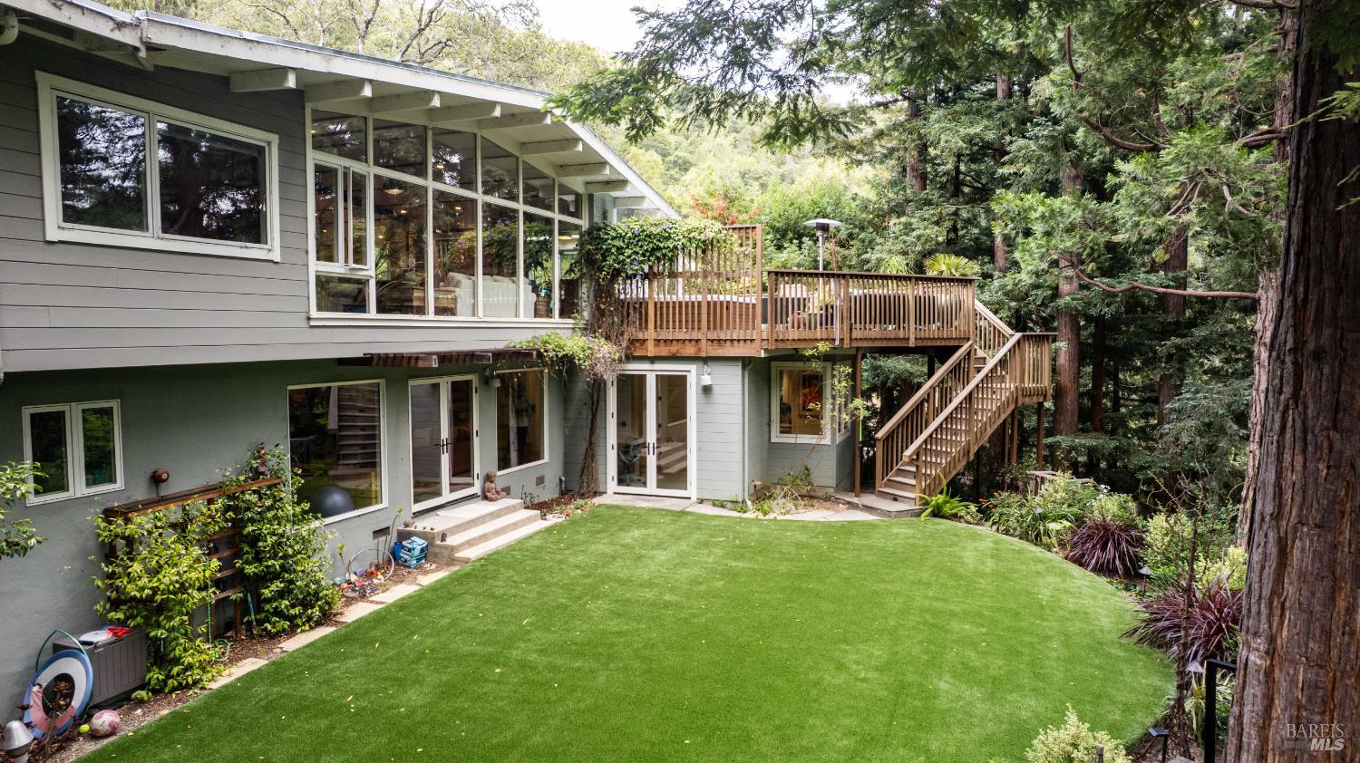 Detail Gallery Image 41 of 63 For 31 Glen Dr, Mill Valley,  CA 94941 - 4 Beds | 4 Baths