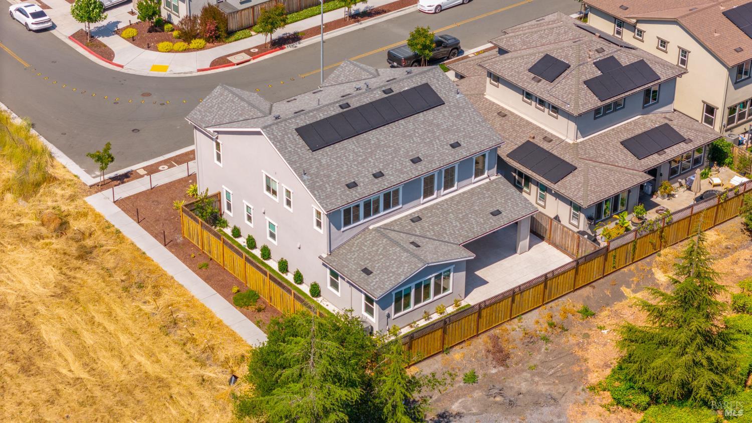 Detail Gallery Image 70 of 81 For 1421 Oak Cir, Rohnert Park,  CA 94928 - 4 Beds | 3/1 Baths