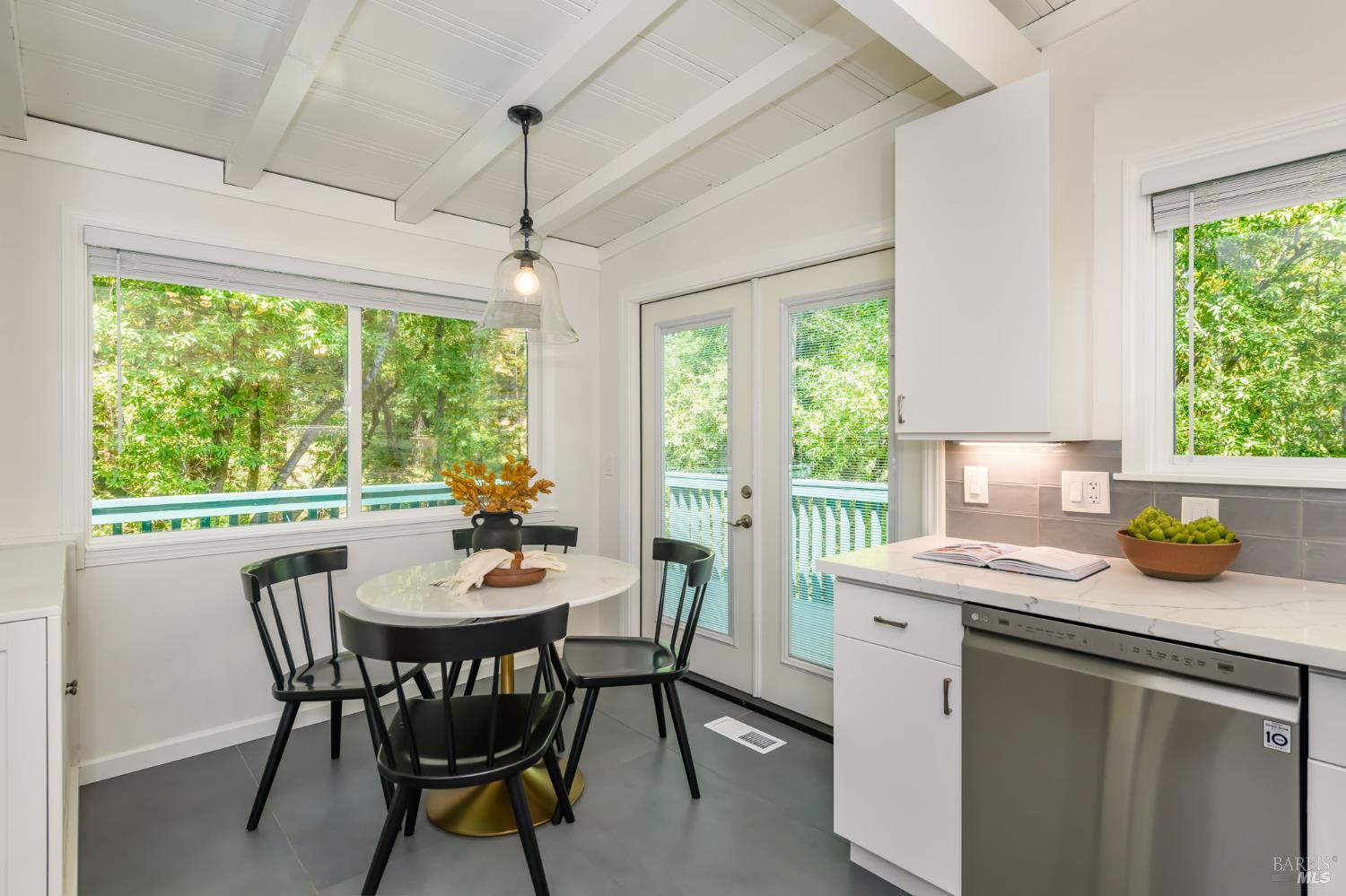 Detail Gallery Image 13 of 32 For 31 Glen Ave, San Rafael,  CA 94901 - 3 Beds | 2 Baths