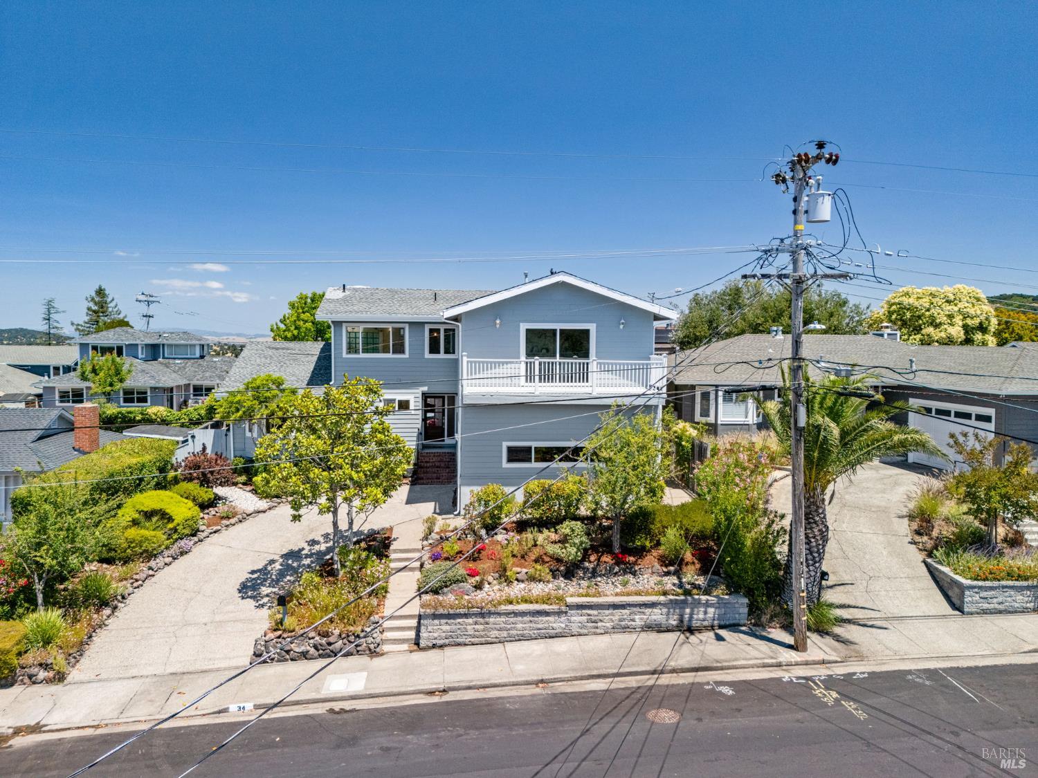 Detail Gallery Image 59 of 75 For 34 Crestwood Dr, San Rafael,  CA 94901 - 4 Beds | 3 Baths