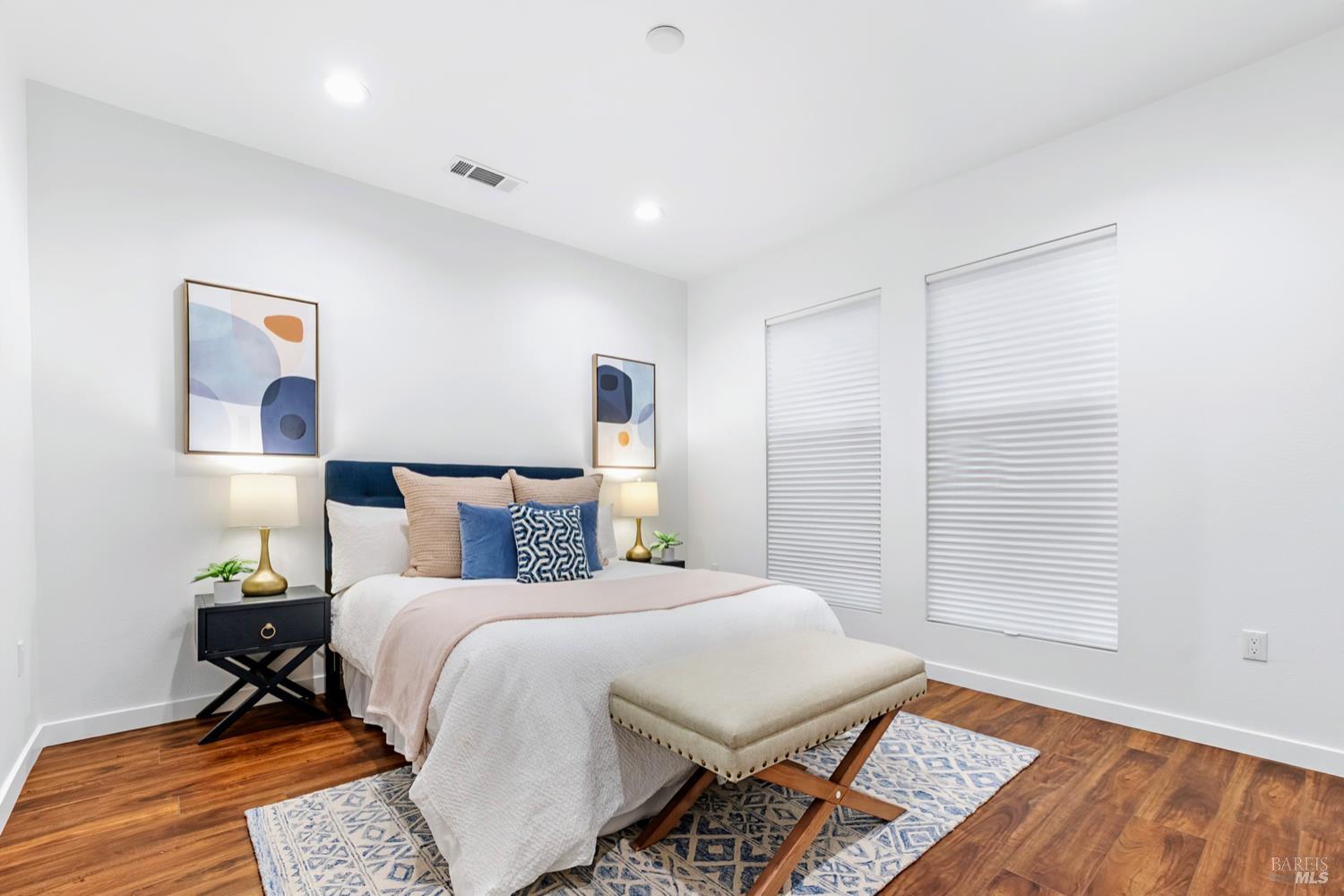 Detail Gallery Image 31 of 51 For 1655 2nd St #306,  Napa,  CA 94559 - 3 Beds | 3/1 Baths