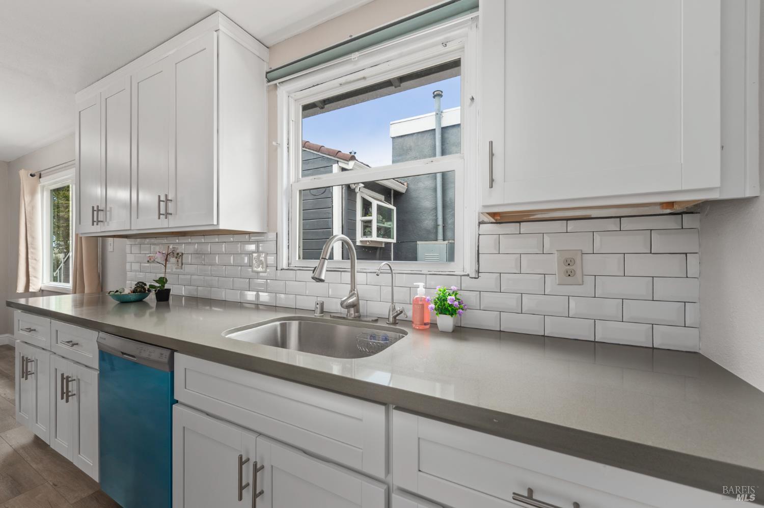 Detail Gallery Image 14 of 39 For 1438 Merced St, Richmond,  CA 94804 - 3 Beds | 2 Baths