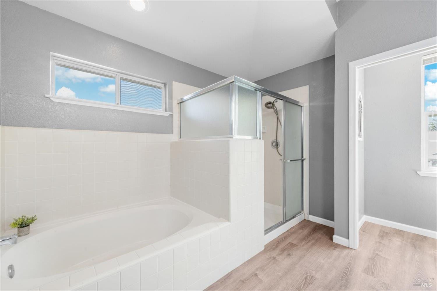 Detail Gallery Image 27 of 48 For 119 Lighthouse Way, Vacaville,  CA 95688 - 4 Beds | 3 Baths
