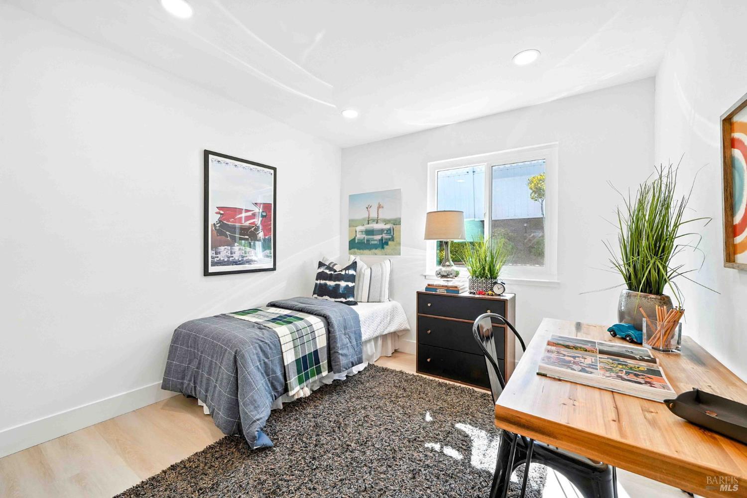 Detail Gallery Image 17 of 25 For 120 Seawind Dr, Vallejo,  CA 94590 - 3 Beds | 2 Baths
