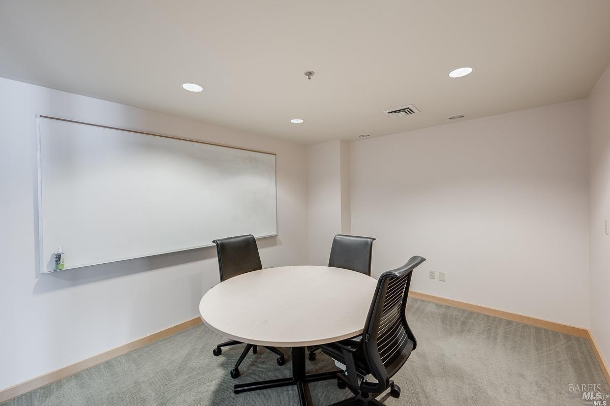 Detail Gallery Image 28 of 37 For 599 Bridgeway Unkn, Sausalito,  CA 94965 - – Beds | – Baths