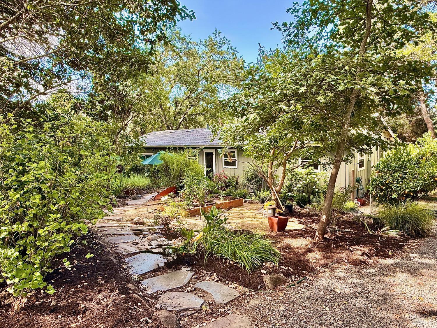 Detail Gallery Image 44 of 52 For 4165 Shook Rd, Sebastopol,  CA 95472 - 3 Beds | 2 Baths